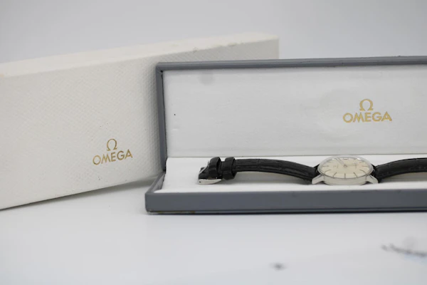 Omega Geneve 136.011 - image 2