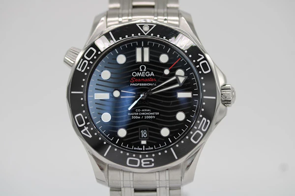 Omega Seamaster Diver 300 M 210.30.42.20.01.001 - image 6