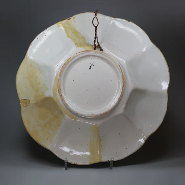 Dutch Delft 'Royal' lobed dish, 18th century - image 2