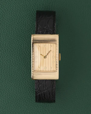 Boucheron Reflet Ref. BT90B 247 Yellow Gold 18K Ribbed Case Design