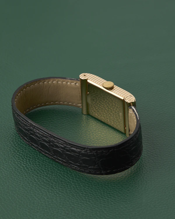 Boucheron Reflet Ref. BT90B 247 Yellow Gold 18K Ribbed Case Design - image 11