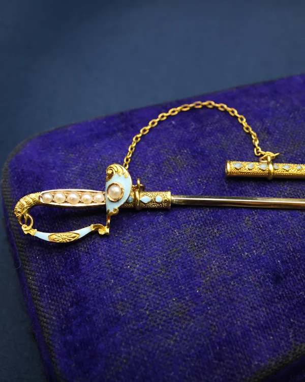 Downstairs at Grays: A very finely worked High Carat Yellow Gold Turquoise, Enamel & Pearl Sword Pin, with Eagles Head. Circa 1890 - image 4