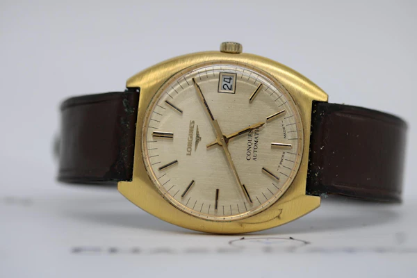 Longines Conquest Vintage - image 4