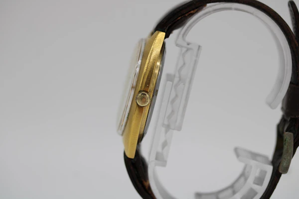 Longines Conquest Vintage - image 8