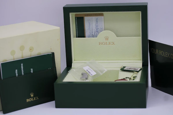 Rolex Airking 114200 - image 2