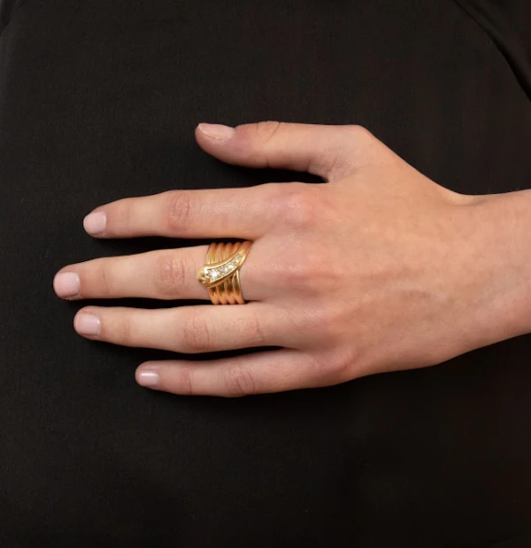 18ct Coiled Diamond Snake Ring - image 2