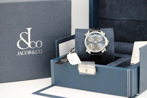 Jacob & Co. Palatial Five Time Zone PZ500.10.NS.LA.A - image 10