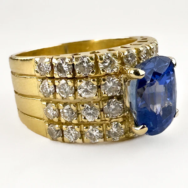 Ceylon Sapphire & Pavé Diamond Cocktail Ring - Saddingtons Jewellery Stand 375 - image 2