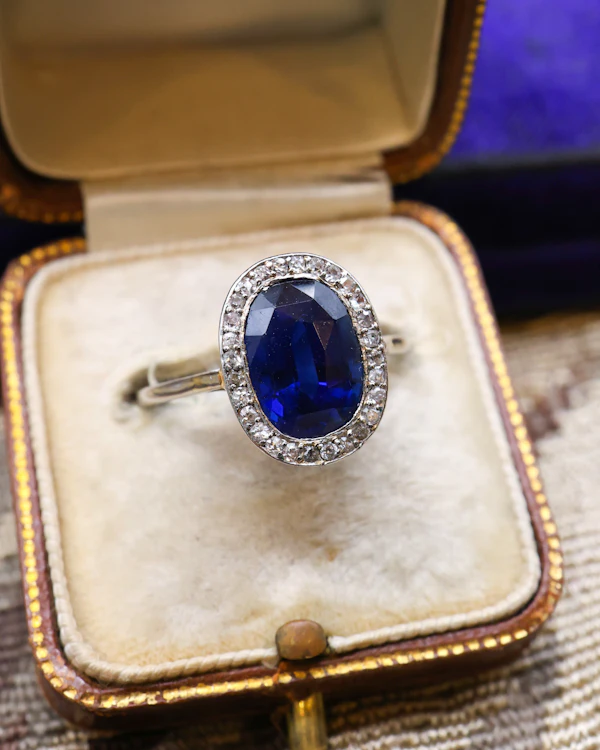 18ct Yellow Gold & Platinum 3.5ct Natural Sapphire & Diamond Cluster Ring Circa 1910/1920 - image 2