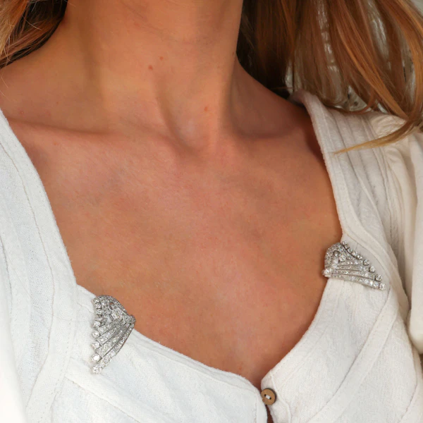 Art Deco Diamond and Platinum Double Clip Brooch, 8.00 Carats, Circa 1945 - image 6