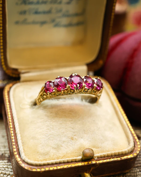 Downstairs at Grays: 18ct Yellow Gold Victorian Certificated Natural Burmese Ruby Five Stone Ring Circa 1880 - image 3