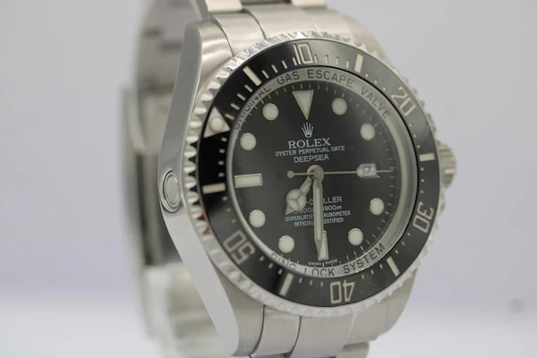Rolex Deepsea Sea-Dweller 116660 - image 9