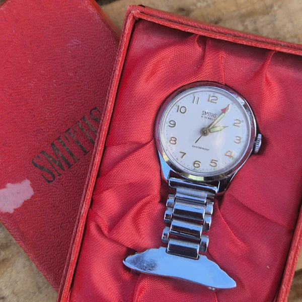 Smiths Nurses Pocket Watch Box like new approx. 1964 - image 7