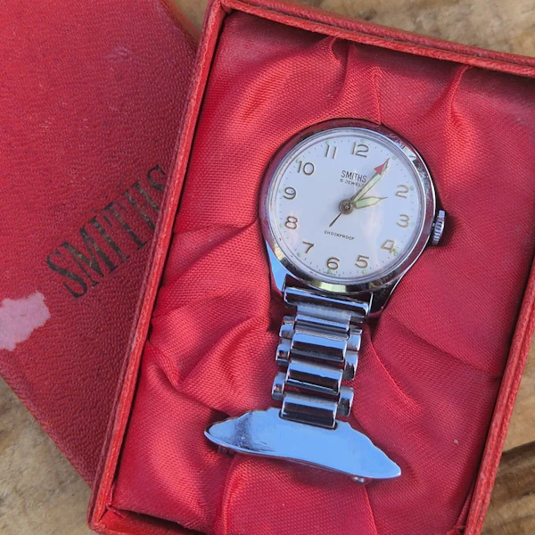 Smiths Nurses Pocket Watch Box like new approx. 1964 - image 9