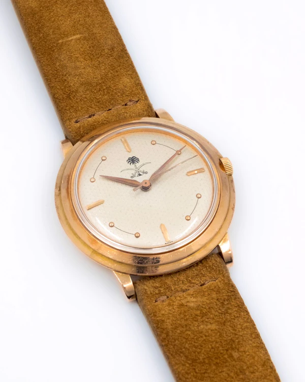 1960 Universal Geneve Disco Volante - Pink Gold Guilloche Dial Saudi Armed Forced - image 9