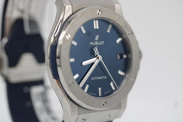 Hublot Classic Fusion Blue 542.NX.7170.LR - image 10