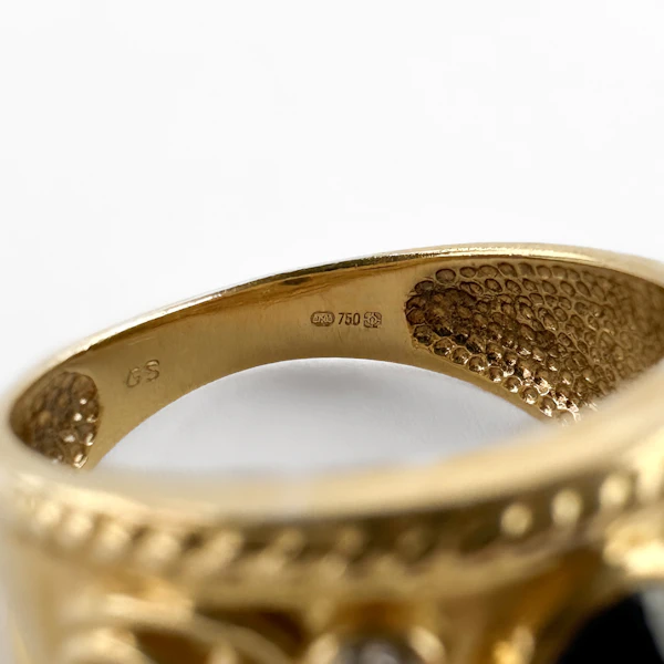 Etruscan Cabochon Ruby & Sapphire Ring - Saddingtons Jewellery Stand 375 - image 4