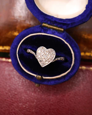 Downstairs at Grays: Diamond Heart Shaped 18 Carat Gold & Platinum Ring