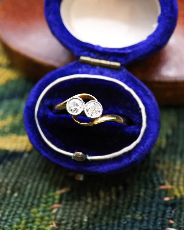 Downstairs at Grays: 18ct Yellow Gold & Platinum Diamond Two Stone Twist Ring Circa 1930 - image 1