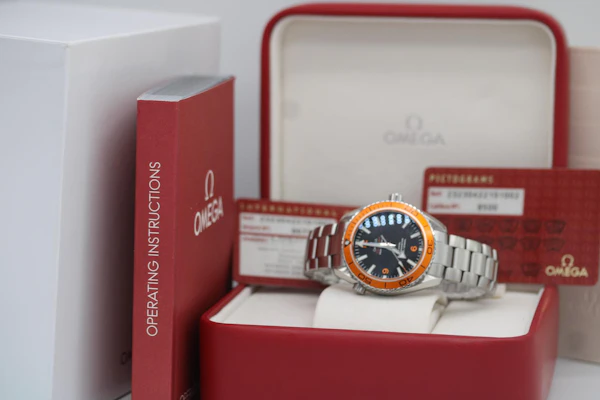 Omega Seamaster Planet Ocean 232.30.42.21.01.002 - image 8