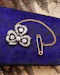 Downstairs at Grays: A very fine Victorian Diamond Trefoil brooch. Circa 1890 - image 1