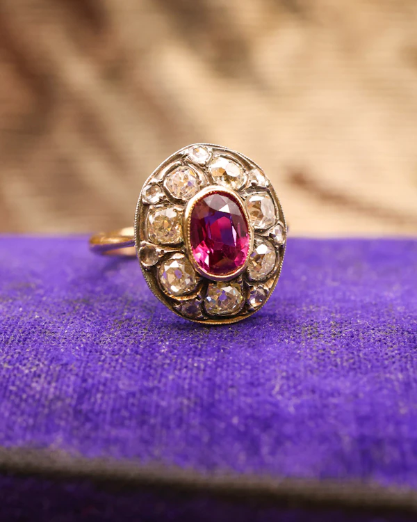 Downstairs at Grays: Natural "Siamese" Oval Ruby and Diamond Cluster Ring Circa 1910 - image 3