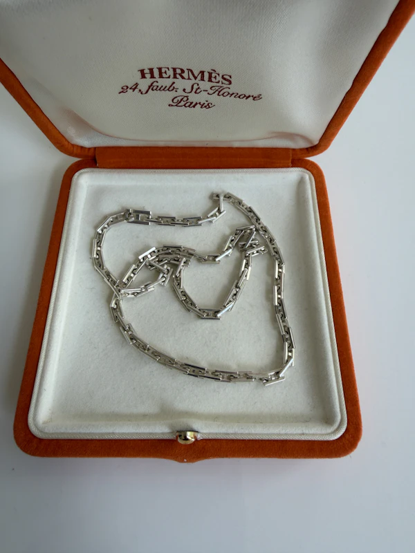 Hermes “Hercules” H link silver necklace - image 2
