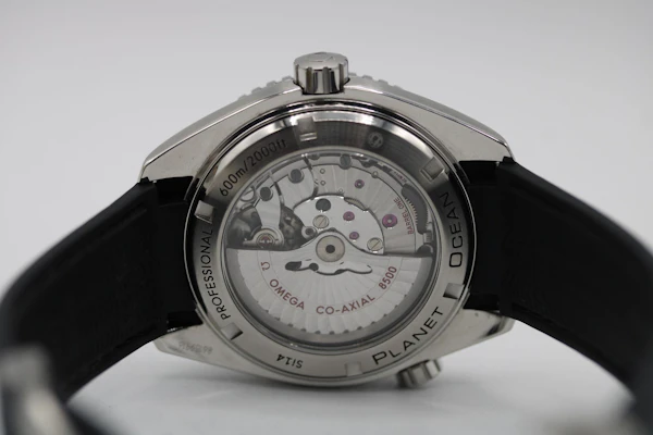 Omega Seamaster Planet Ocean 232.30.46.21.01.001 - image 10