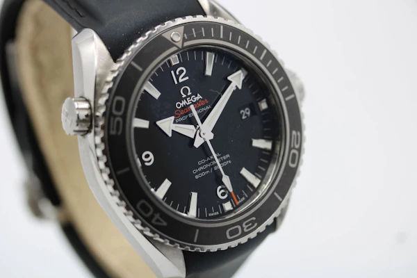 Omega Seamaster Planet Ocean 232.30.46.21.01.001 - image 4