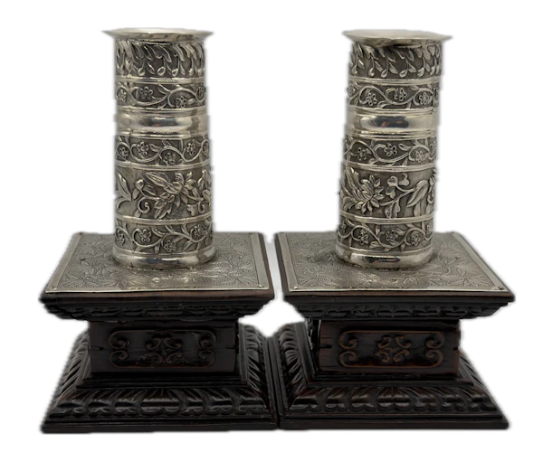 A pair of 19th century Chinese Export silver and hardwood chamber candlesticks - image 2