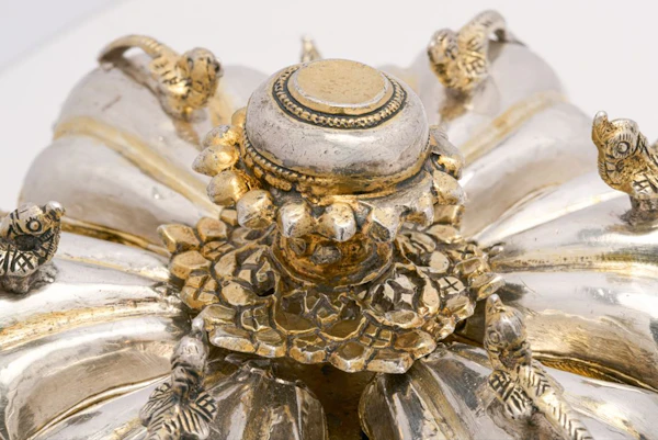 Antique late 19th Century Indian parcel gilt Solid Silver spice box (pandan). - image 5