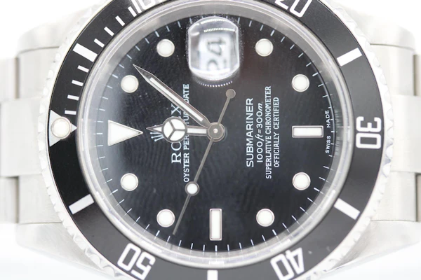 Rolex Submariner 16610 Full Set 2004 (F Serial) - image 6