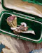 Downstairs at Grays: A very fine 18ct Yellow Gold & Platinum, Ruby & Diamond Brooch Circa 1915 - image 3