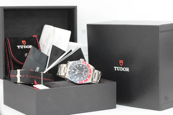 Tudor Black bay GMT M79830RB-0001 'Pepsi' - image 3