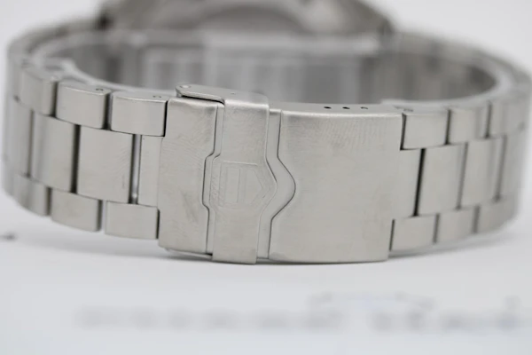 Tag Heuer CAZ1018 Red Bull Limited Edition - image 3