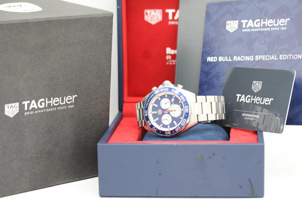 Tag Heuer CAZ1018 Red Bull Limited Edition - image 5