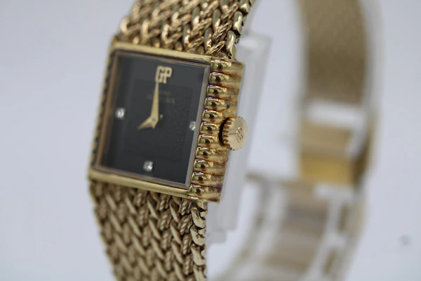Girard Perregaux Vintage Manual Wind Ladies Watch - image 3