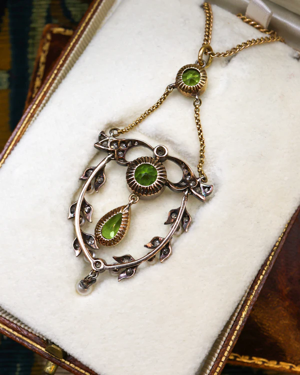 18ct Yellow Gold & Silver (tested), Peridot, Seed Pearl & Diamond Pendant, Circa  1890-1905 - image 4
