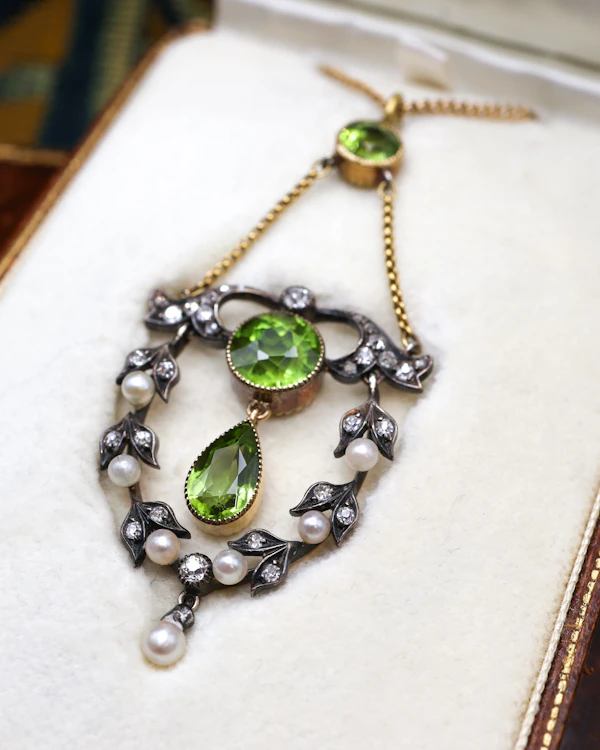 18ct Yellow Gold & Silver (tested), Peridot, Seed Pearl & Diamond Pendant, Circa  1890-1905 - image 2