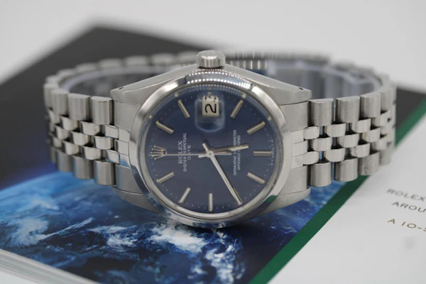 Rolex Oyster perpetual Date 1500 Blue Sigma Linen Dial - image 13