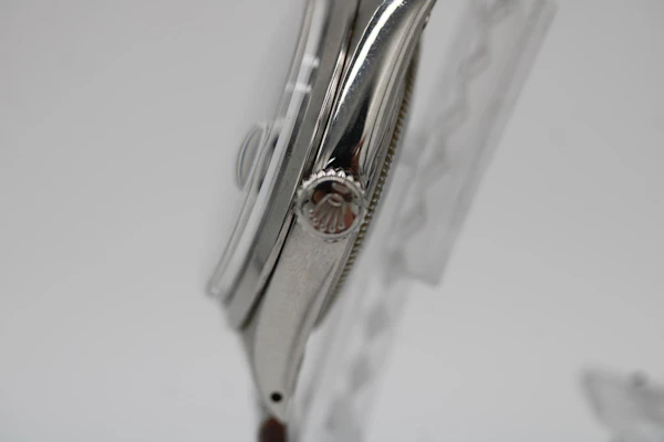 Rolex Oyster perpetual Date 1500 Blue Sigma Linen Dial - image 14