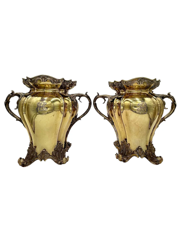 A Pair of Russian silver gilt wine coolers, St Petersburg, 1840 by Carl Tegalsten. - image 3