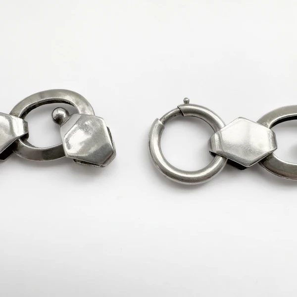 1938 Silver Link Necklace - Saddingtons Jewellery Stand 375 - image 4