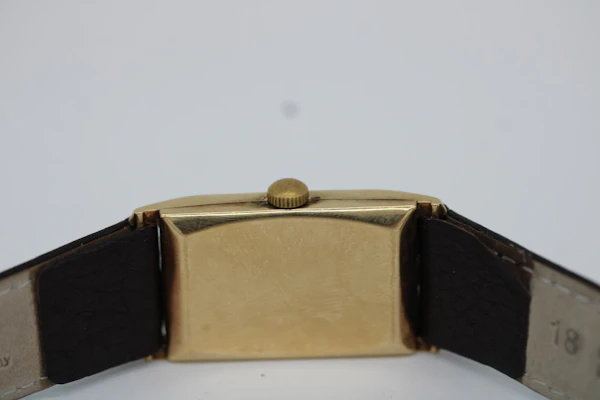 Zenith Vintage Tank Style 9ct Gold - image 13