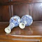 Pair of Kangxi(1662-1722) blue and white pear shape blue and white vases - image 4