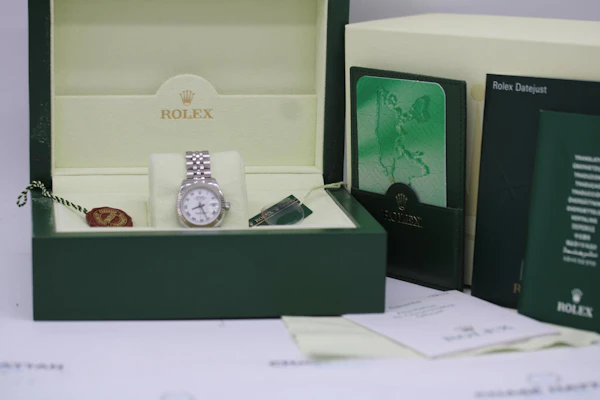 Rolex Lady Datejust 179174 - image 2