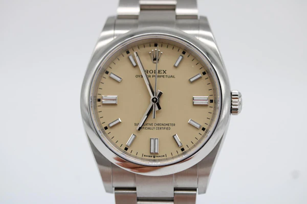 Rolex Oyster Perpetual 126000 - image 12