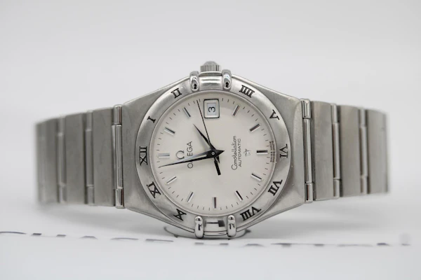 Omega Constellation 1592.30.00 - image 9
