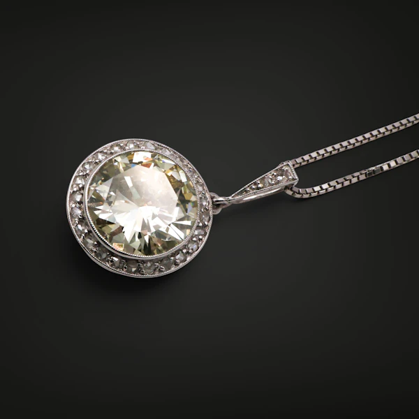 Lovely 4.5ct Edwardian French Diamond Pendant at Deco&Vintage Ltd - image 4