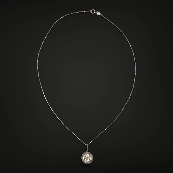 Lovely 4.5ct Edwardian French Diamond Pendant at Deco&Vintage Ltd - image 2